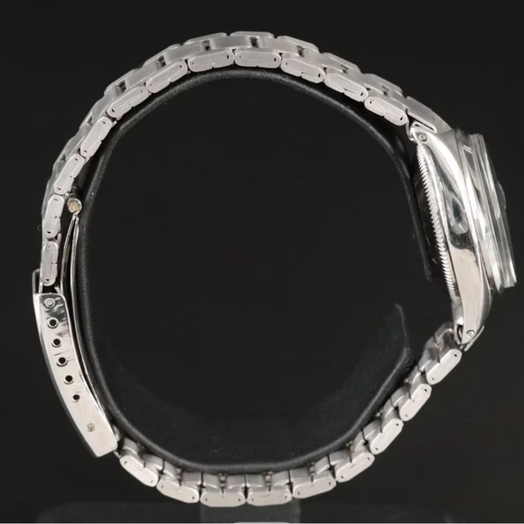 Rolex Women's Watch - Silver and Green. Vintage 1968 model - Picture 5 of 12